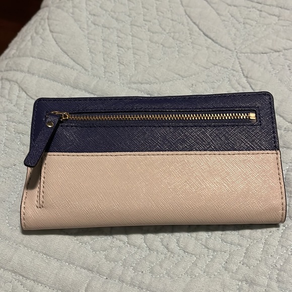 Wallet - Picture 3 of 5